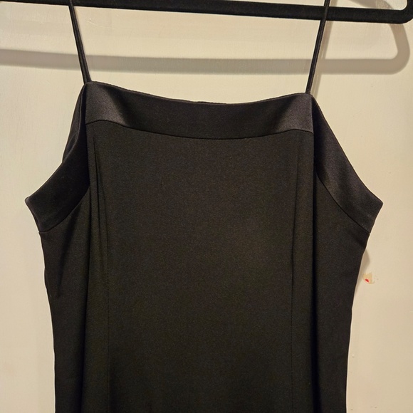 Neiman Marcus Black Tie Two Piece Dress w/Jacket - Size 6 - Picture 7 of 9